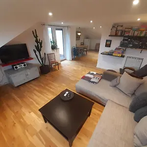  Apartment Fewo Für 2-6 Personen Im Grünen